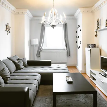 Exklusives Apartment Im Historischen Wohnhaus Mit Kamin, Bad & Viel Platz Bremerhaven Buitenkant foto