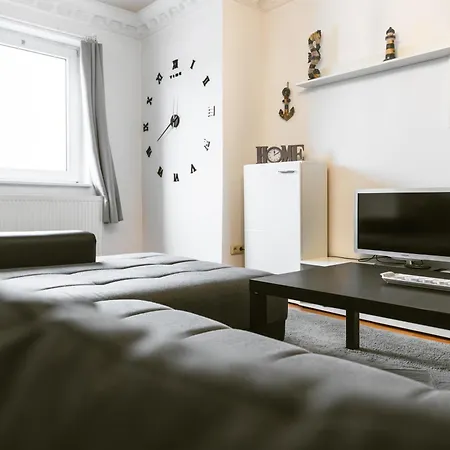 Exklusives Apartment Im Historischen Wohnhaus Mit Kamin, Bad & Viel Platz Bremerhaven Buitenkant foto