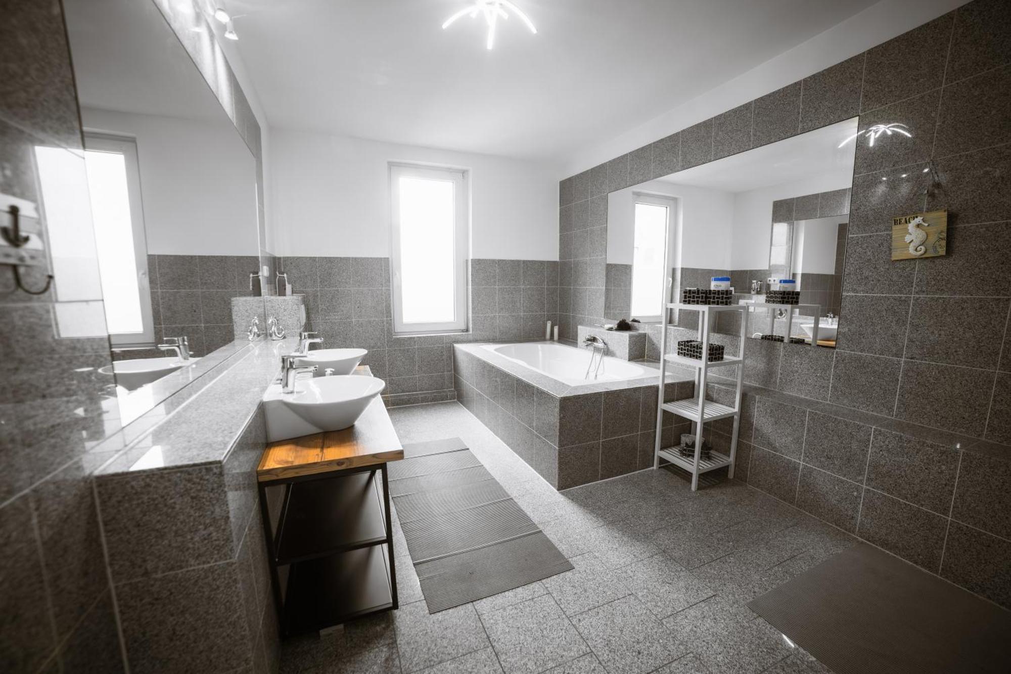 Exklusives Im Historischen Wohnhaus Mit Kamin, Bad & Viel Platz Apartment *
