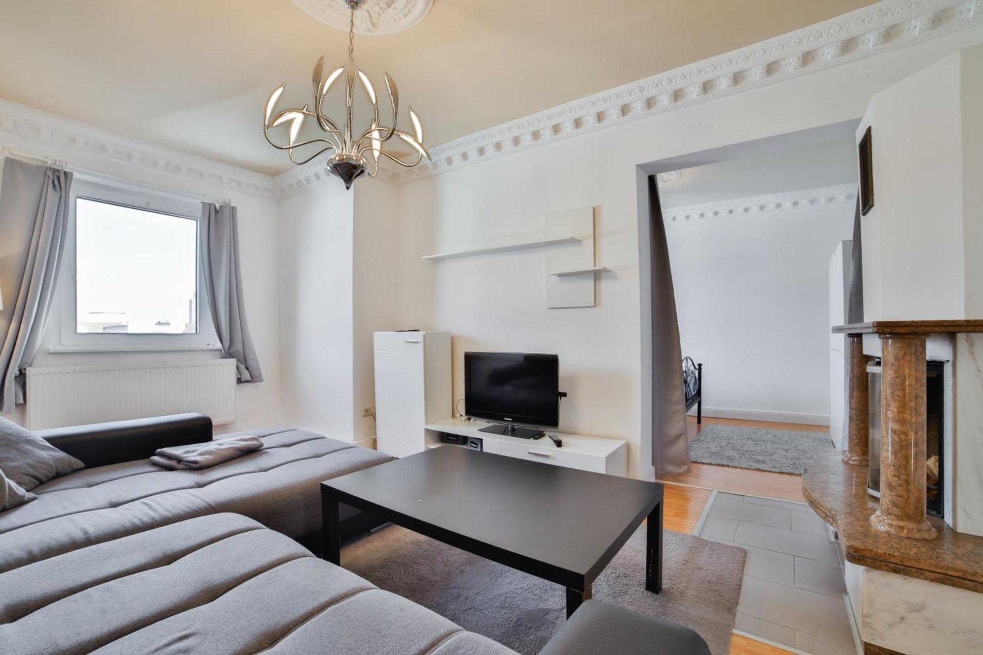 Exklusives Im Historischen Wohnhaus Mit Kamin, Bad & Viel Platz * Bremerhaven
