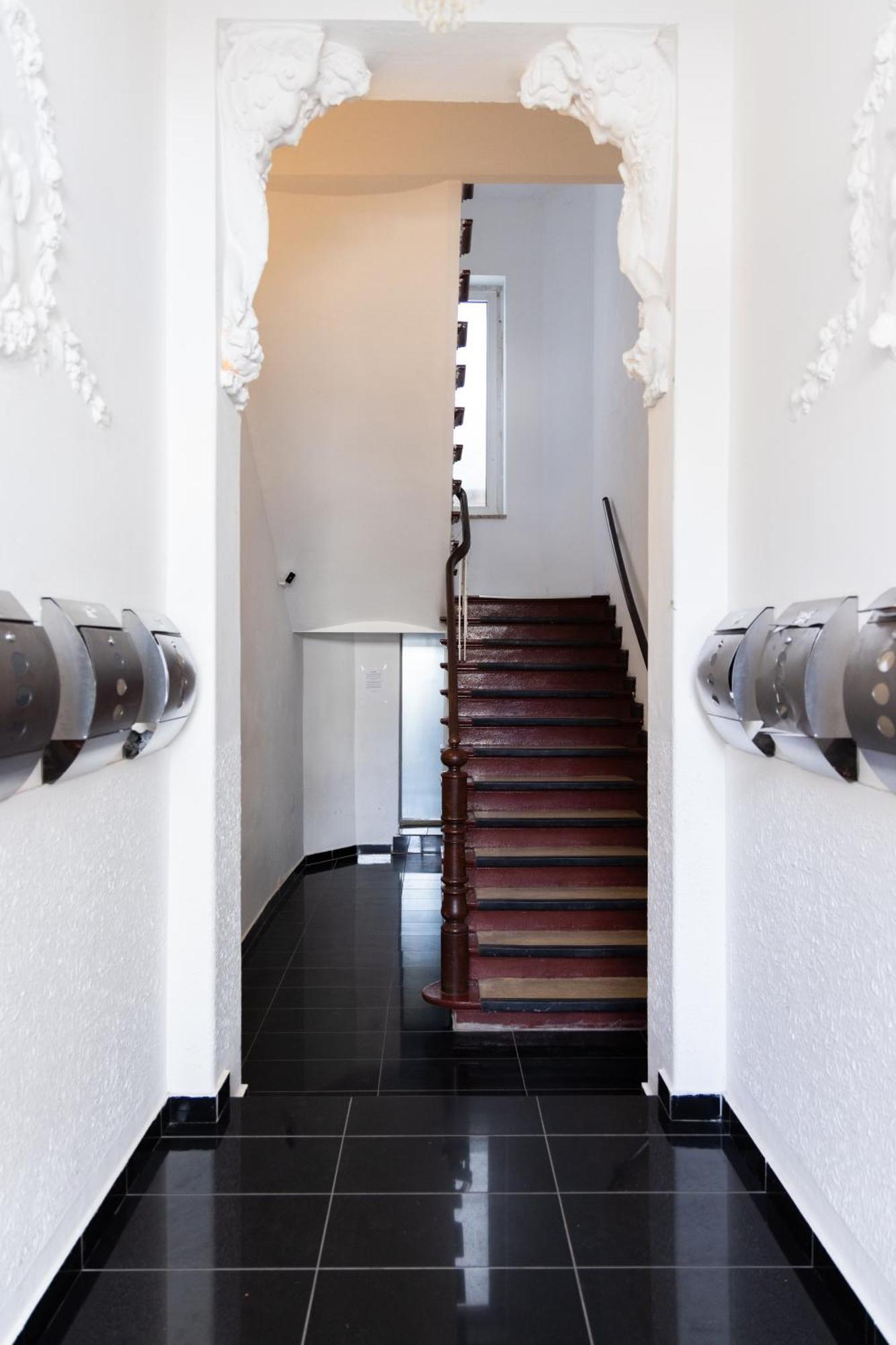 Exklusives Im Historischen Wohnhaus Mit Kamin, Bad & Viel Platz *